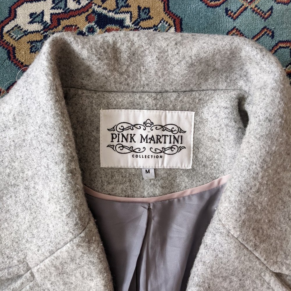 Over-sized women's coat